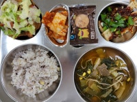 식단표<식생활관<학교소식<충북대학교사범대학부설고등학교 충북대학교사범대학부설고등학교