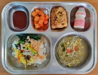 포토게시판<급식마당<부용초등학교 부용초등학교