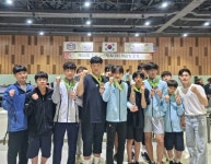 학교앨범<알림마당<율량중학교 율량중학교