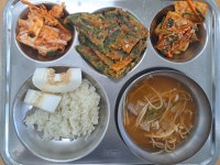 식생활사진관<식생활교육관<학교소식<학산초등학교 학산초등학교