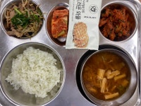 식단표<학교소식<일신여자중학교 일신여자중학교
