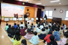 덕신 앨범<자료실<덕신초등학교 덕신초등학교