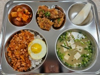 식단안내<식생활관소식<열린학교<중앙탑고등학교 중앙탑고등학교