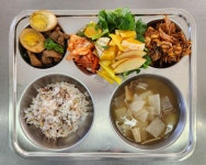 오늘의 밥상<급식마당<송죽소식<판동초등학교 송죽분교장 판동초등학교 송죽분교장