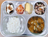 사진으로 보는 식단<급·간식소식<알림마당<의림유치원 의림유치원