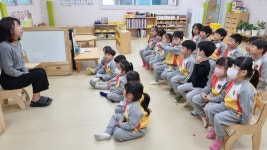 행사앨범<행사안내<병설유치원<운천초등학교 운천초등학교