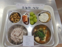 오늘의 식단<식생활관<사이버스쿨<진천중학교 진천중학교