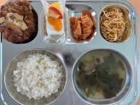 월간식단표<급식소식<열린학교<덕산중학교 덕산중학교