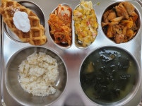 이달의 점심<식생활소식<학교소식<충주예성여자중학교 충주예성여자중학교