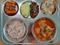 식생활사진관<식생활교육관<학교소식<학산초등학교 학산초등학교