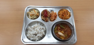 오늘의 급식<식생활교육<알림마당<청웅초등학교 청웅초등학교