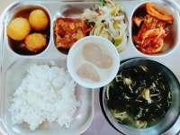 식단 앨범<학교급식<학교소식<용북초등학교 용북초등학교