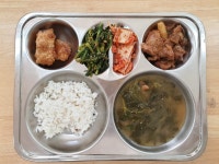 급식앨범<식생활관<학교소식<군산내흥초등학교 군산내흥초등학교