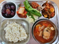 식단앨범<오늘의식단<용안소식<용안초등학교 용안초등학교