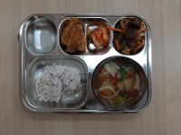 식단앨범<급식실<학교소식<괴목초등학교 괴목초등학교