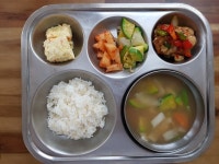 급식포토갤러리<알림마당<임실둥지유치원 임실둥지유치원