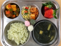 식단<식생활관<중산동산<전주중산초등학교 전주중산초등학교