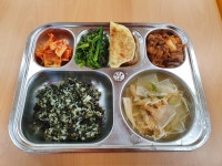 급식앨범<식생활관<학교소식<변산중학교 변산중학교