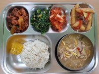 급식갤러리<급식소식<소식마당<금구초중학교 금구초중학교