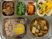 급식사진란(2024.3월 이전)<식생활관<알림마당<이일여자고등학교 이일여자고등학교