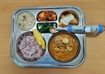 급식앨범<식생활관<학교소식<동진초등학교 동진초등학교