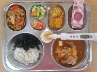 급식 사진<급식실<교육활동<군산동원중학교 군산동원중학교