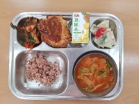 일일 식단 앨범<급식소식<소식마당<관촌초등학교 관촌초등학교