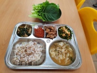 급식앨범<식생활관<학교소식<변산중학교 변산중학교