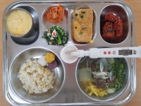 급식 사진<식생활관<교육활동<군산동원중학교 군산동원중학교