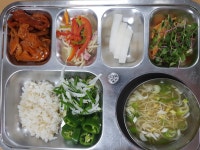 오늘의 식단<식생활관<학교소식<이리동중학교 이리동중학교