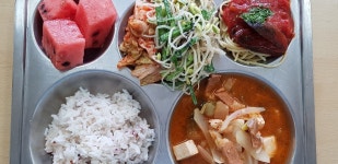 급식 사진<급식실<학교소식<개야도초등학교 개야도초등학교