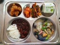 급식앨범<식생활관<학교소식<군산내흥초등학교 군산내흥초등학교