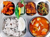 식단앨범<오늘의식단<용안소식<용안초등학교 용안초등학교