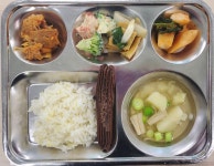 식단사진<식생활관<학부모마당<익산부송유치원 익산부송유치원
