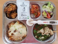 급식 사진<식생활관<교육활동<군산동원중학교 군산동원중학교