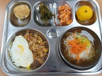 급식갤러리<급식실<학교소식<산서중고등학교 산서중고등학교
