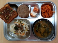 오늘의 급식<급식실<학교소식<석불초등학교 석불초등학교
