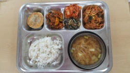 급식사진방<식생활관<덕일마당<전주덕일중학교 전주덕일중학교