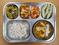 급식앨범<식생활관<학교소식<성내초등학교 성내초등학교