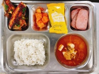 급식사진란(2024.3월 이전)<식생활관<알림마당<이일여자고등학교 이일여자고등학교