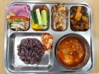 이달의식단<식생활관<교육활동<이리남중학교 이리남중학교