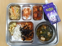 이달의식단<식생활관<교육활동<이리남중학교 이리남중학교