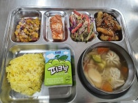 급식 사진방<식생활관<학교소식<만경여자중학교 만경여자중학교