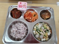 맛있는 점심시간<급식실<열린마당<전주용덕초등학교 전주용덕초등학교