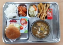 급식사진<식생활관<학교소식<군산제일중학교 군산제일중학교