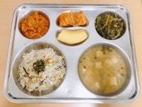 오늘의 차림상<식생활관<교육마당<남원대산초등학교 남원대산초등학교