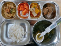 급식앨범<영양소식<알림방<군산경포초등학교 군산경포초등학교