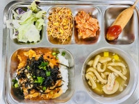 급식사진란(2024.3월 이전)<식생활관<알림마당<이일여자고등학교 이일여자고등학교