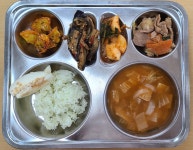 식단갤러리<식생활관<천서마당<천서초등학교 천서초등학교