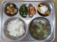 식단갤러리<식생활관<학교소식<왕궁남초등학교 왕궁남초등학교